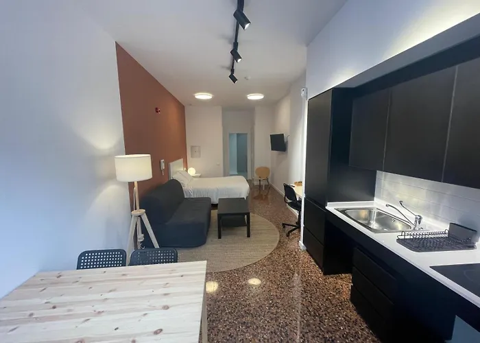 Espai Verd Benimaclet 아파트호텔 3*